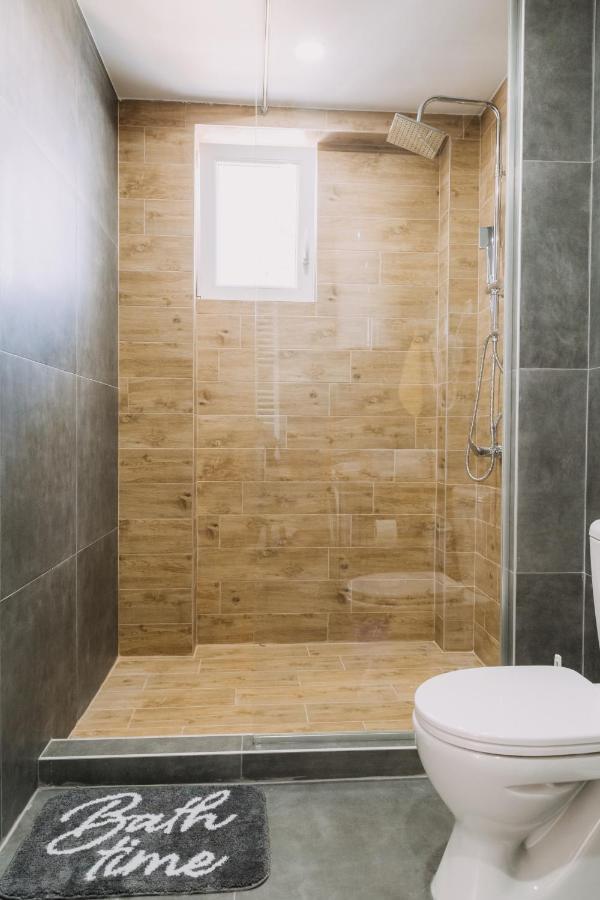 Constantin Inn Ni 외부 사진